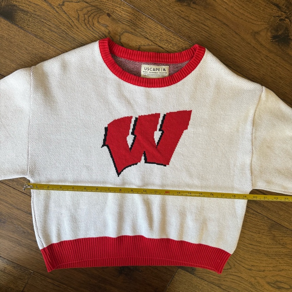 USCAPE R Wisconsin Badgers Knit Sweater Red & White Size Large - Picture 6 of 7